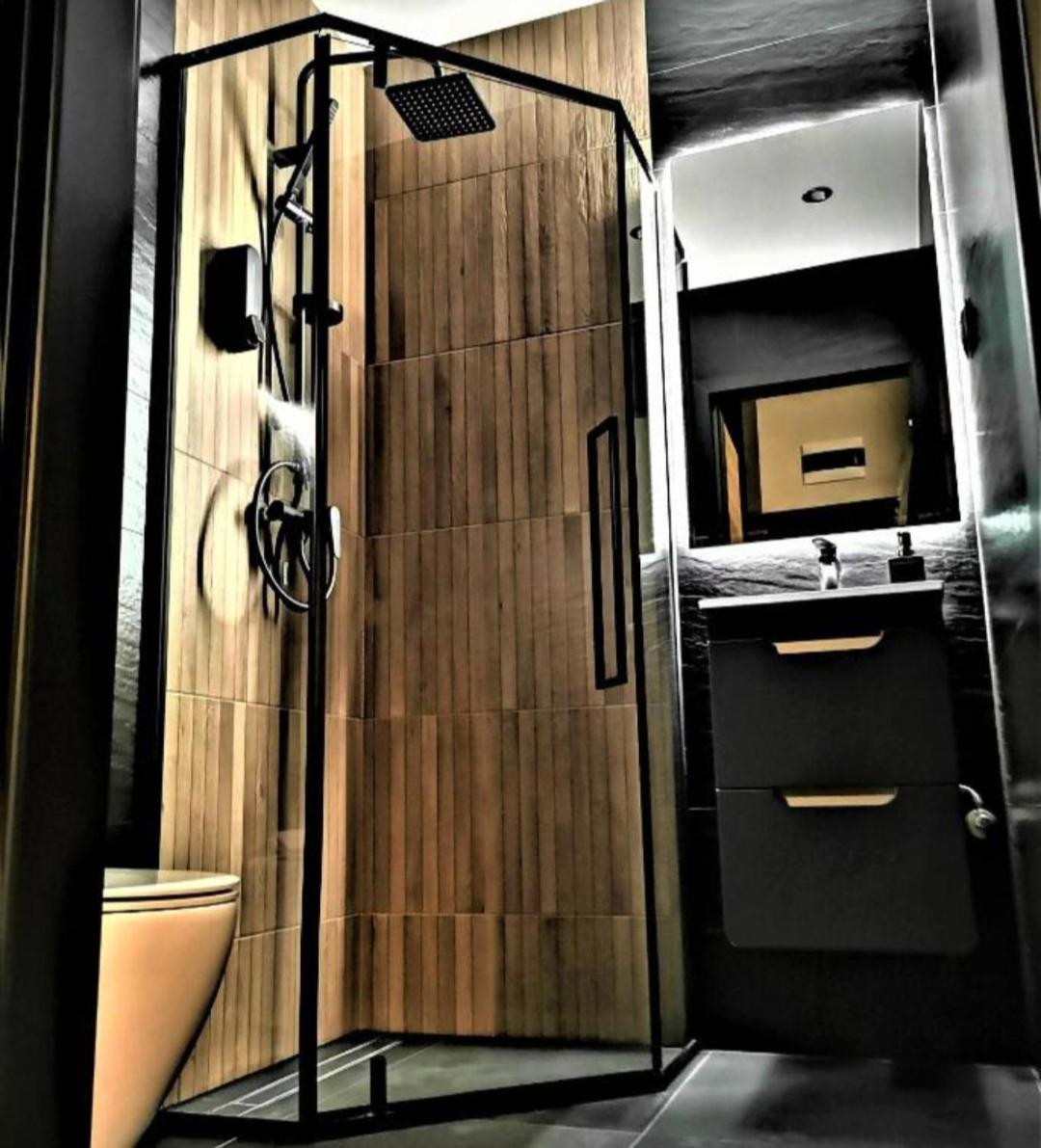 Appartamento Jacuzzi Black